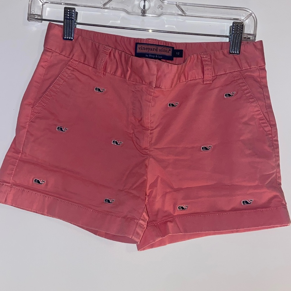 Vineyard Vines Pink Whale shorts